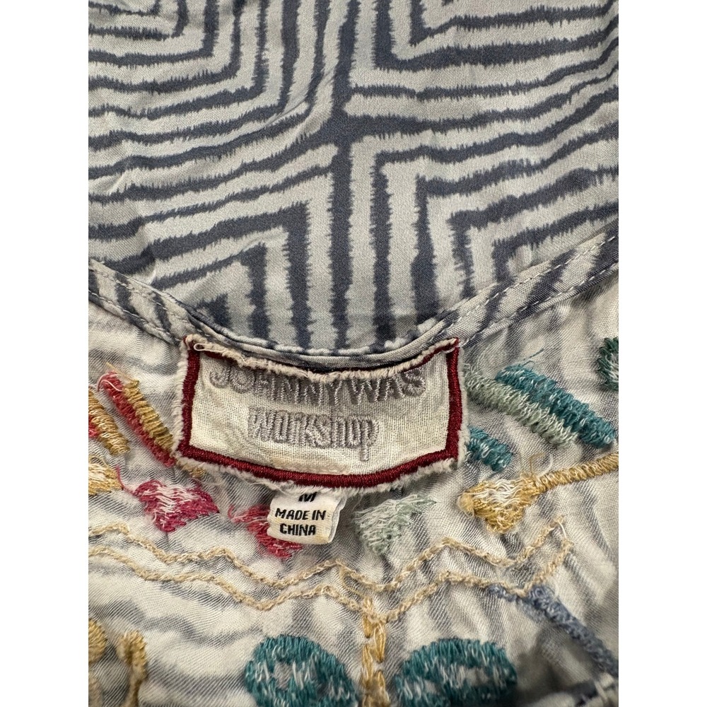 Johnny Was Workshop Grey Geometric Floral Embroidered Tassel Peasant Blouse M - Picture 7 of 10